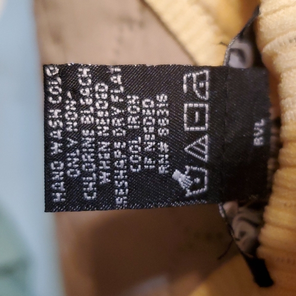 Yellow Finity Tank - Picture 6 of 6